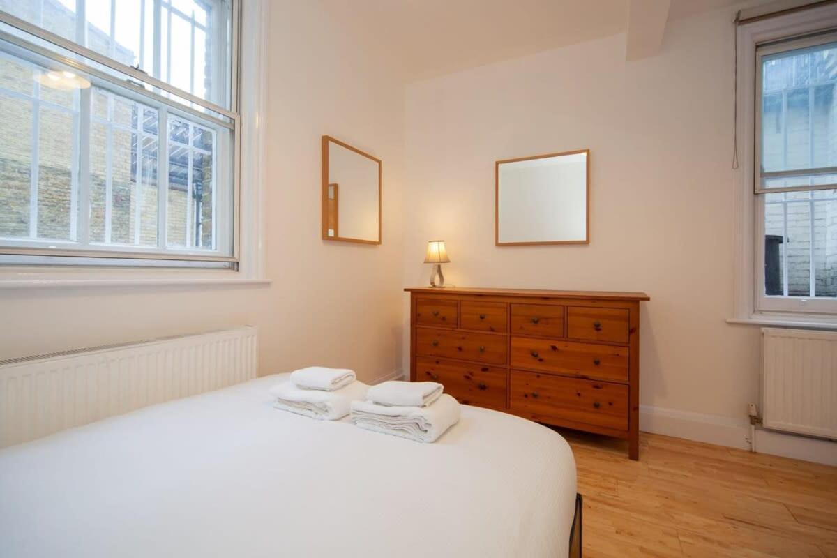 Lovely 2 Bedroom Apartment In Tooting Londra Esterno foto