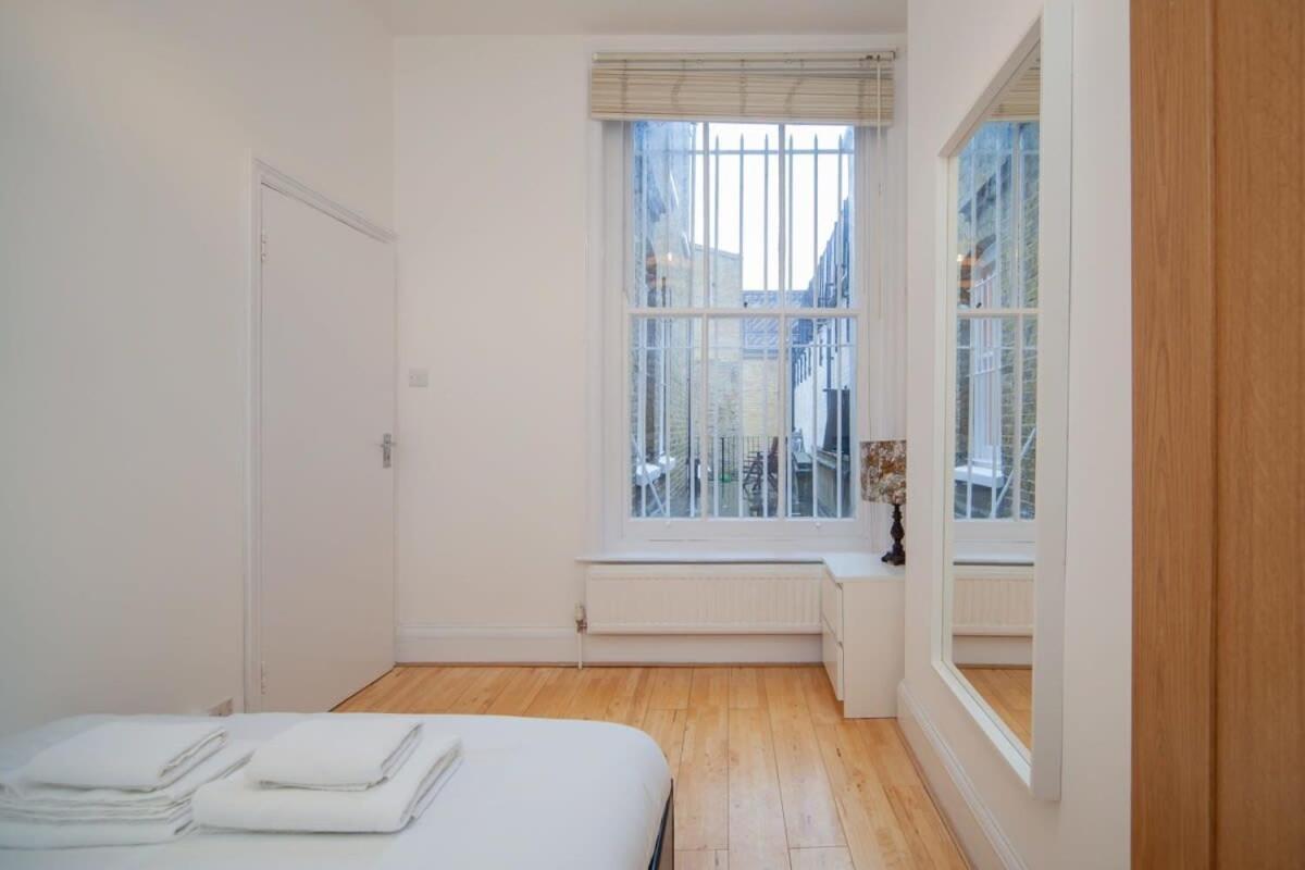 Lovely 2 Bedroom Apartment In Tooting Londra Esterno foto