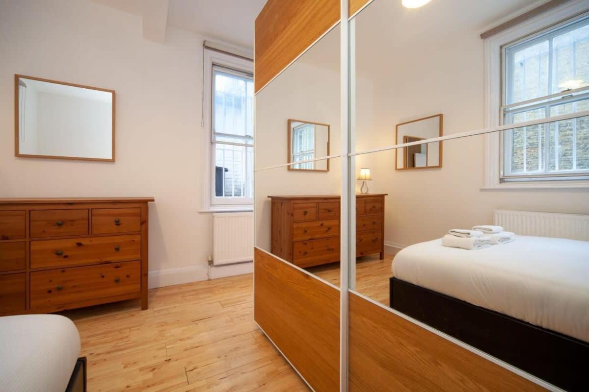 Lovely 2 Bedroom Apartment In Tooting Londra Esterno foto